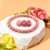 strawberry quartz love stone attract romance